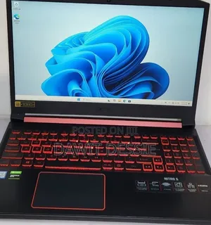 New Laptop Acer Nitro 5 8GB Intel Core i5 SSD 512GB