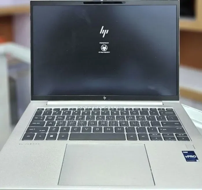 New Laptop HP EliteBook 840 G10 16GB Intel Core i5 SSD 512GB