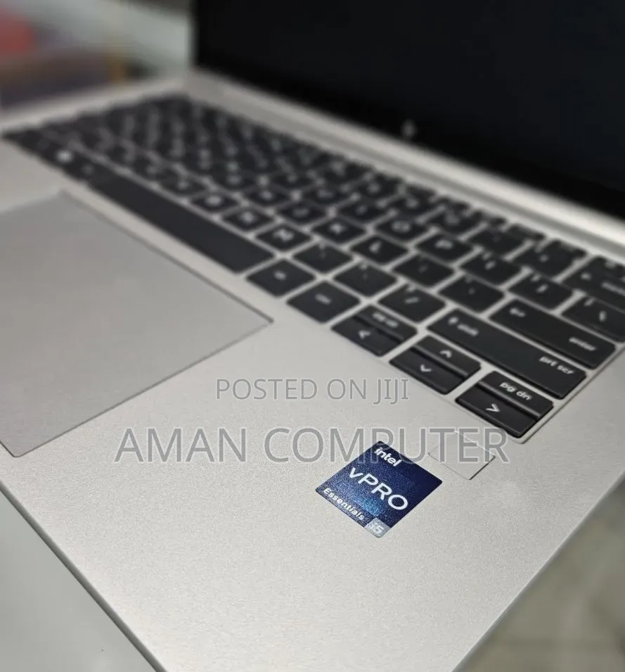 New Laptop HP EliteBook 840 G10 16GB Intel Core i5 SSD 512GB