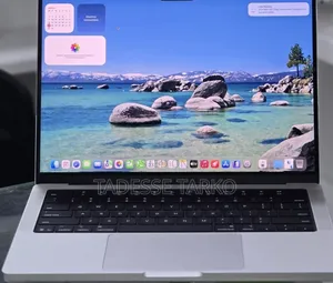 New Apple MacBook Pro 2025 M5 14-inch 16GB Apple M5 Pro SSD 512GB