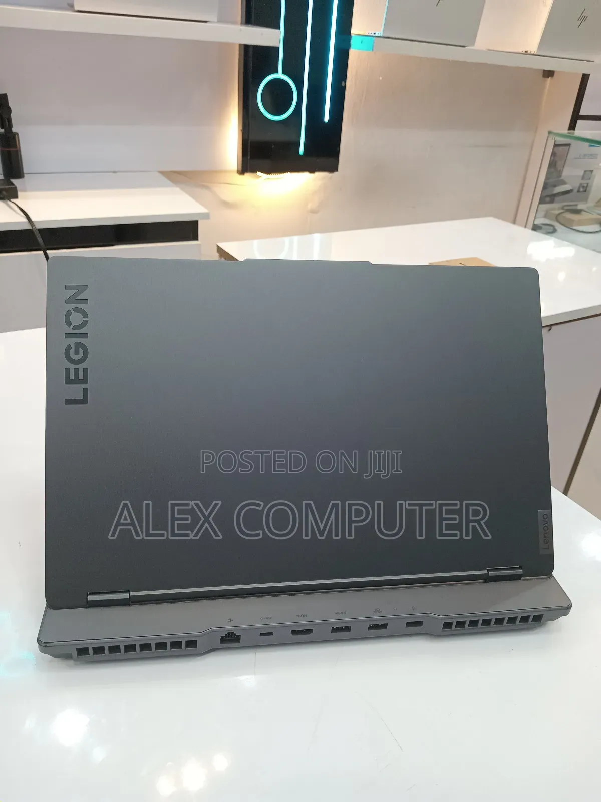 New Laptop Lenovo Legion 5 16GB AMD Ryzen 7 SSD 512GB