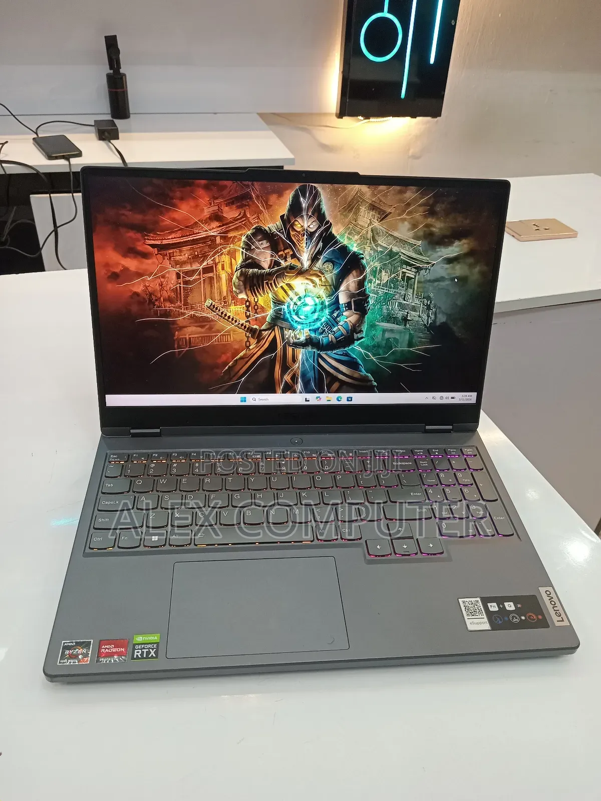 New Laptop Lenovo Legion 5 16GB AMD Ryzen 7 SSD 512GB