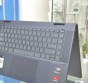 New Laptop HP Envy X360 8GB AMD Ryzen 5 SSD 256GB