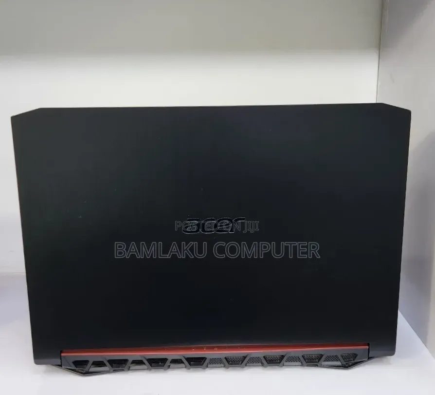 New Laptop Acer Nitro 5 8GB Intel Core i5 SSD 512GB