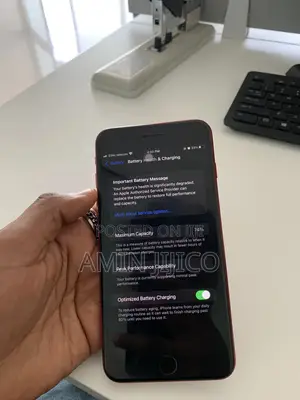 Apple iPhone 8 Plus 64 GB Red