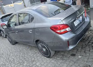 Mitsubishi Attrage 2022