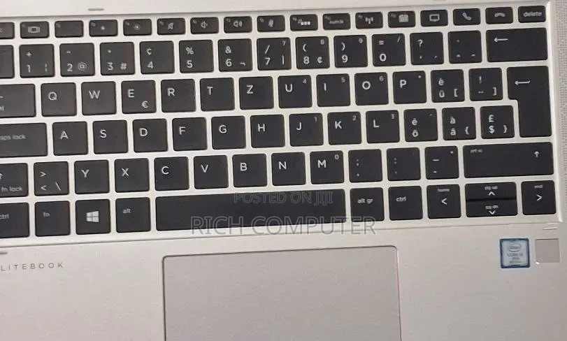 New Laptop HP EliteBook X360 1030 16GB Intel Core i5 SSD 512GB