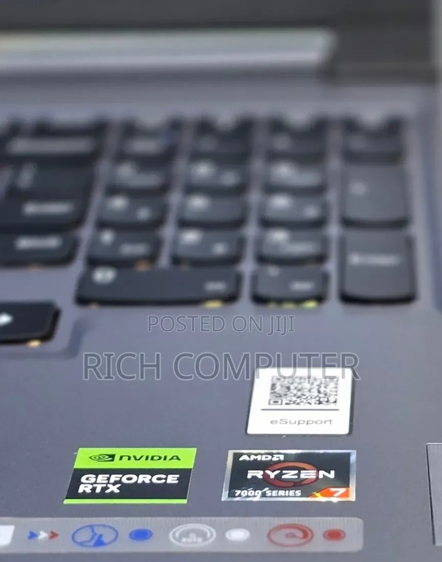 New Laptop Lenovo Legion 5 16GB AMD Ryzen 7 SSD 1T