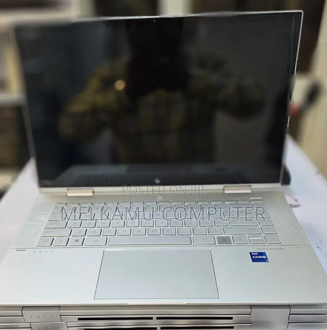 New Laptop HP Envy 15 16GB Intel Core i7 SSD 1T