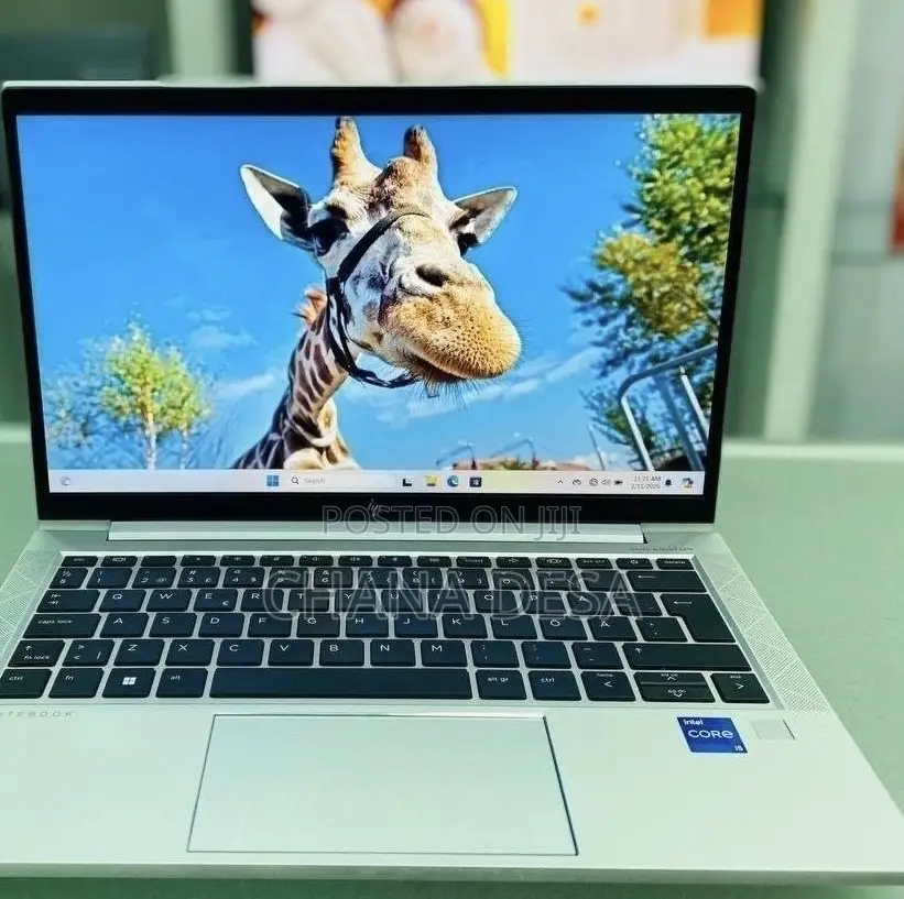 New Laptop HP EliteBook 830 G8 16GB Intel Core i5 SSD 512GB