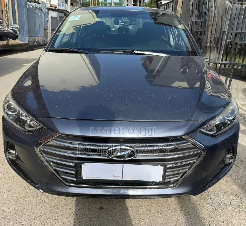 Hyundai Avante 2017 Gray