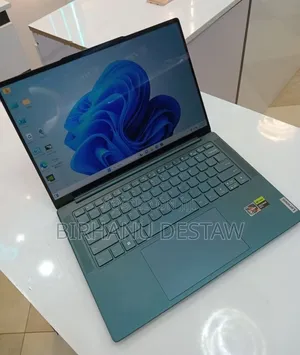 New Laptop Lenovo 16GB AMD Ryzen 7 SSD 512GB