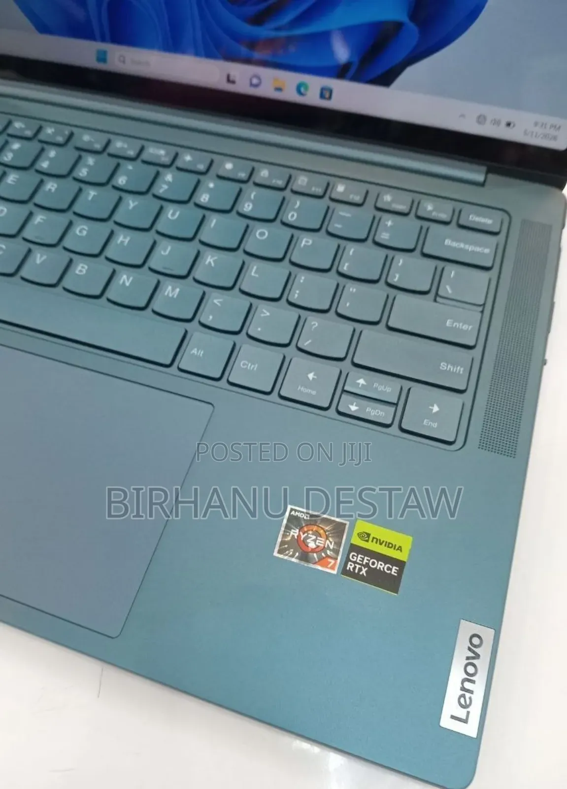 New Laptop Lenovo 16GB AMD Ryzen 7 SSD 512GB