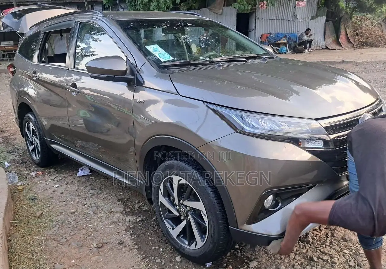 New Toyota Rush 2023 Gray