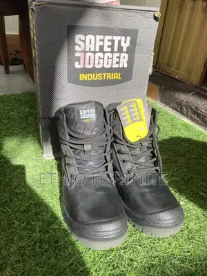 Jogger Saftey Shoe