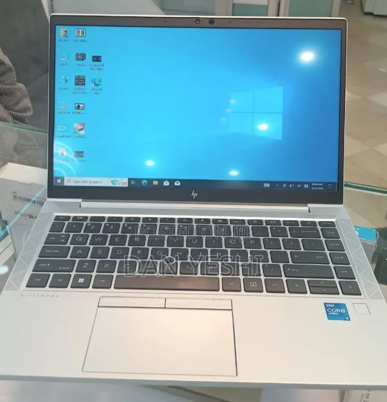 New Laptop HP EliteBook 840 G8 16GB Intel Core i5 SSD 512GB