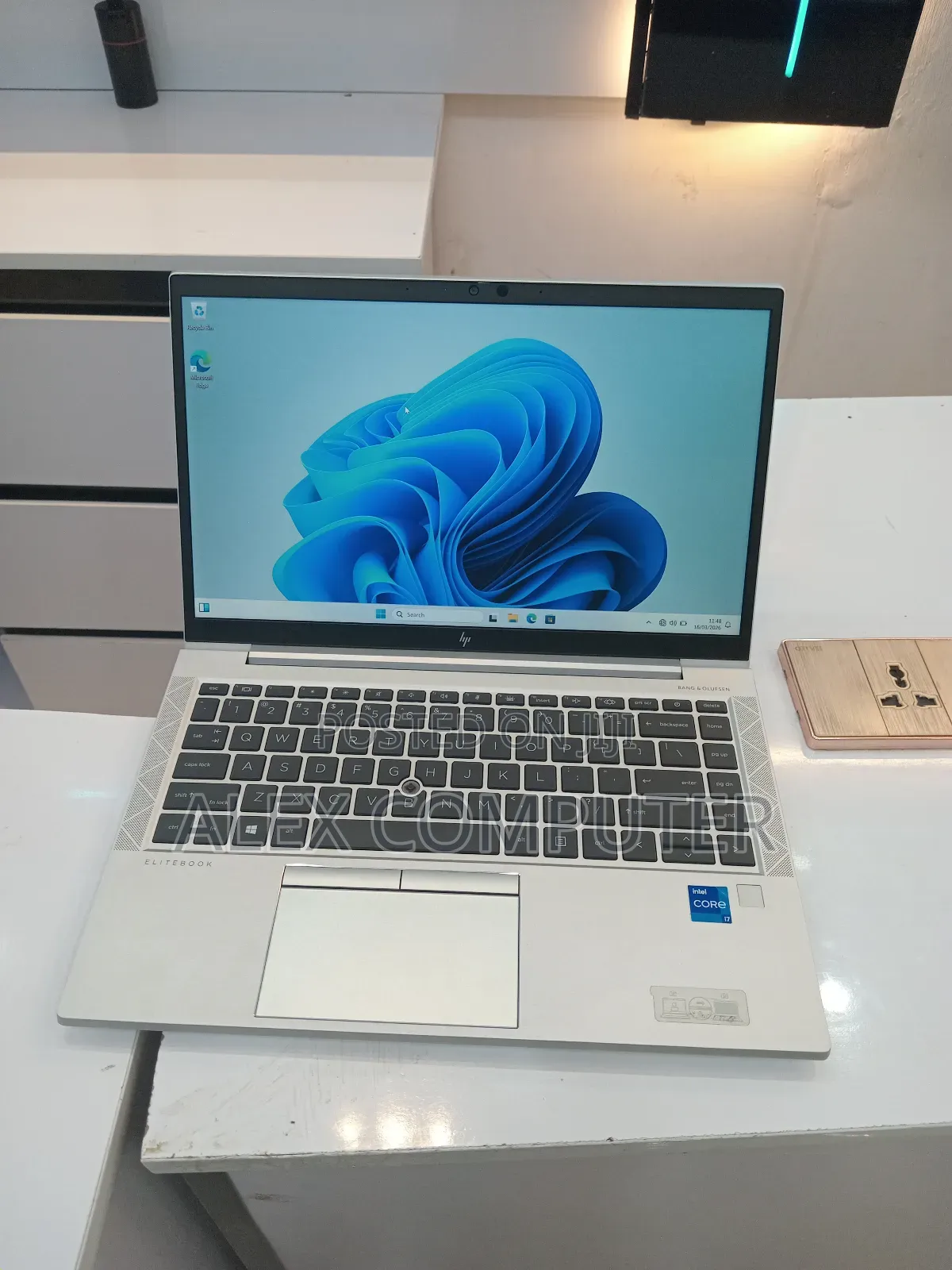 New Laptop HP EliteBook 840 G8 16GB Intel Core i7 SSD 512GB
