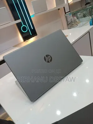 New Laptop HP 250 G10 16GB Intel Core i5 SSD 512GB