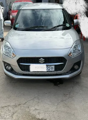 Suzuki Swift 2021 Silver