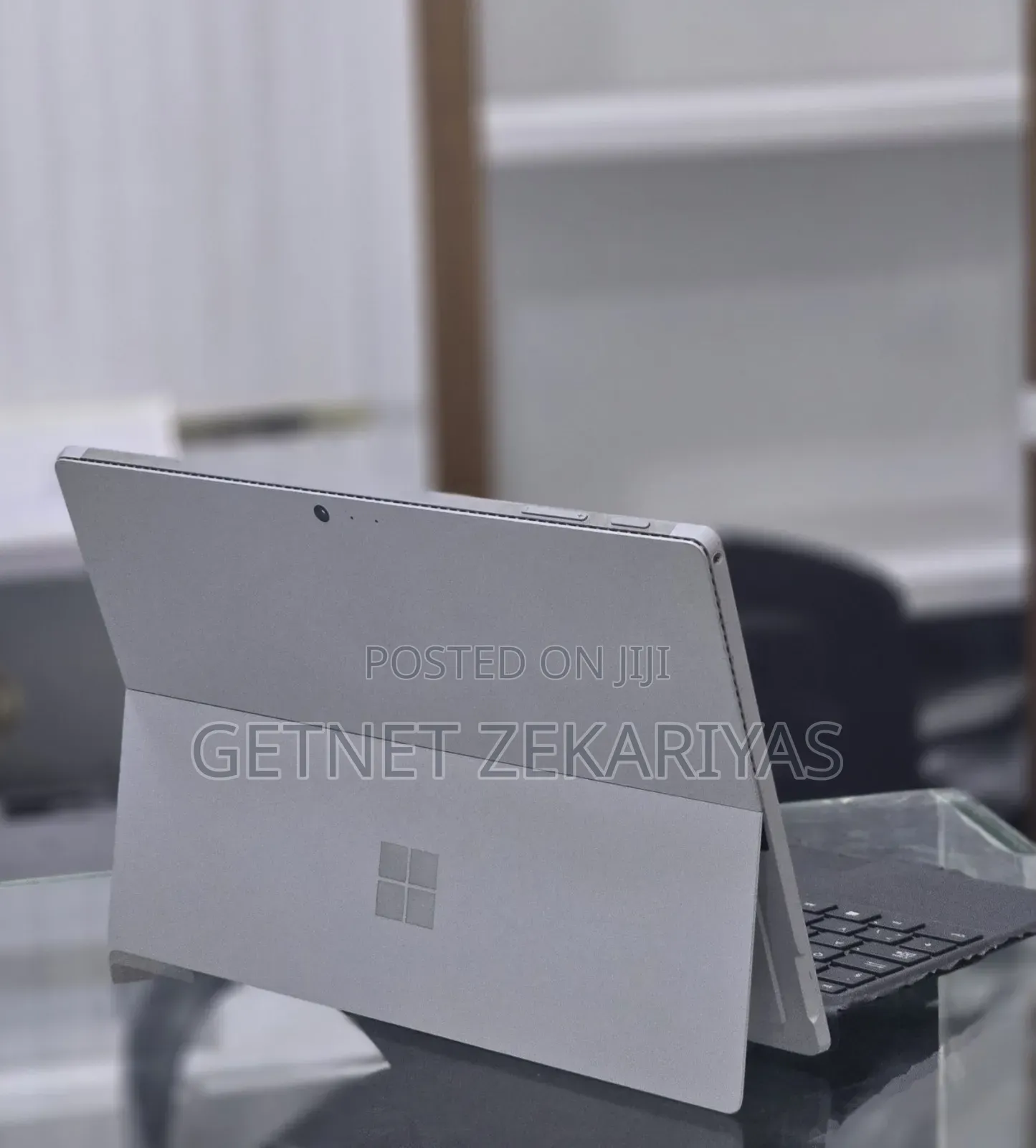 New Laptop Microsoft Surface Pro 4 8GB Intel Core i5 SSD 256GB