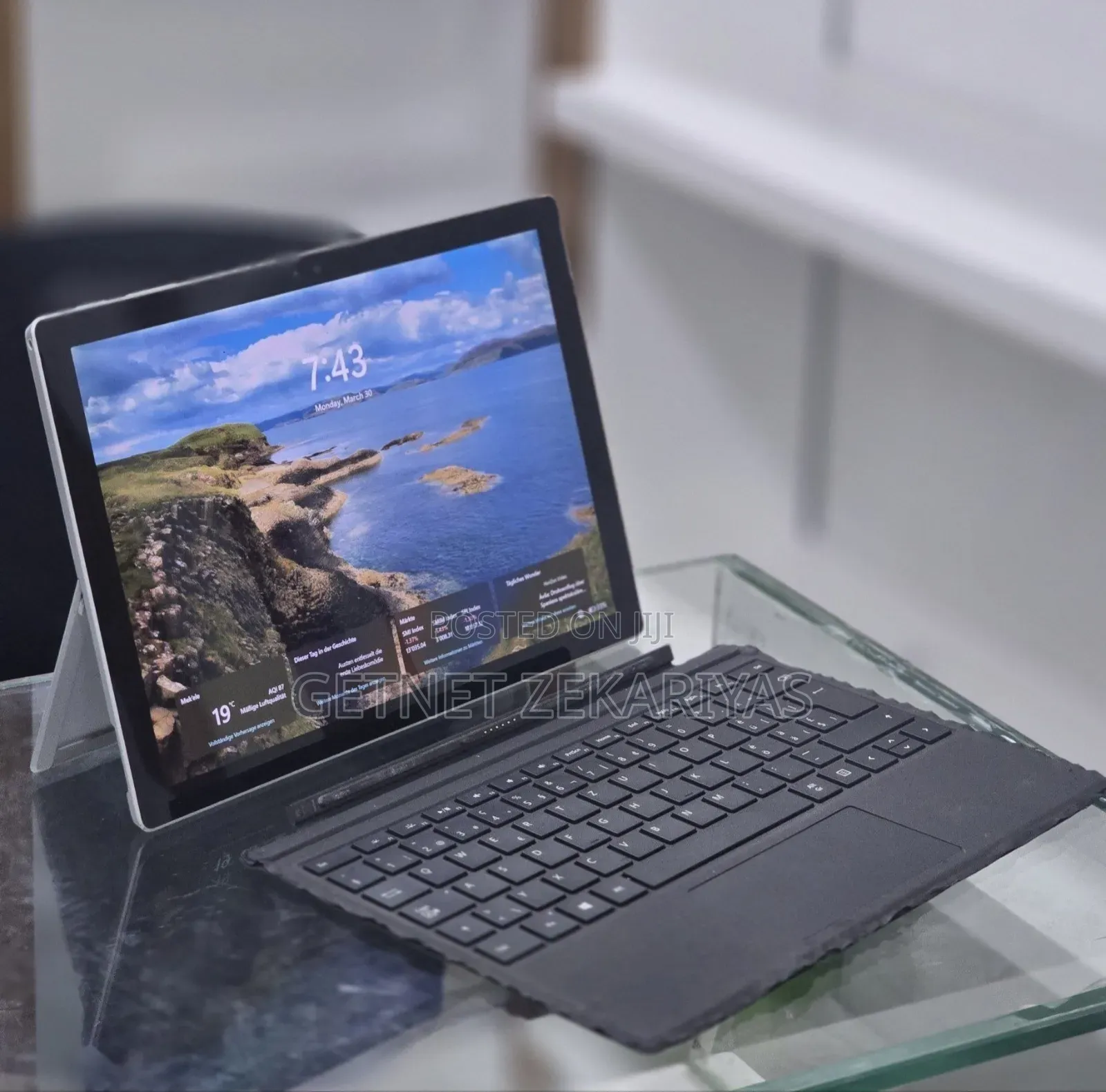 New Laptop Microsoft Surface Pro 4 8GB Intel Core i5 SSD 256GB