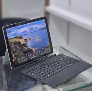 New Laptop Microsoft Surface Pro 4 8GB Intel Core i5 SSD 256GB