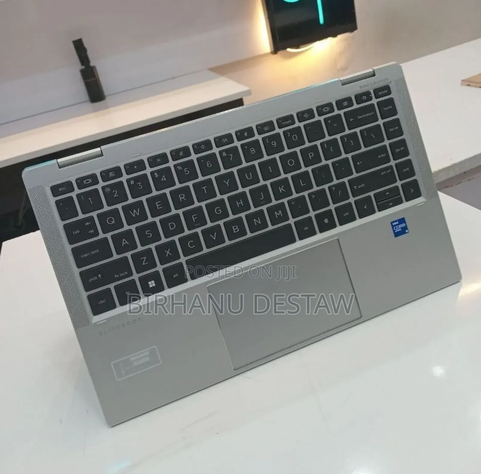 New Laptop HP EliteBook 1040 G8 16GB Intel Core i5 SSD 512GB