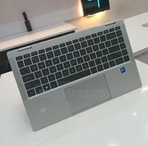 New Laptop HP EliteBook 1040 G8 16GB Intel Core i5 SSD 512GB