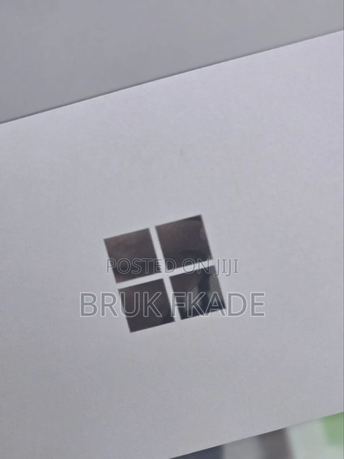 New Laptop Microsoft Surface Pro 4 8GB Intel Core i5 SSD 256GB