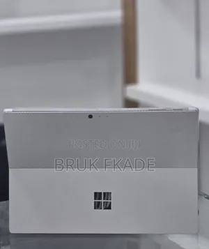 New Laptop Microsoft Surface Pro 4 8GB Intel Core i5 SSD 256GB