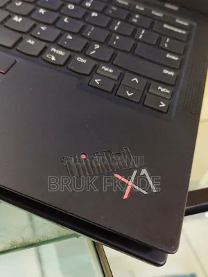 New Laptop Lenovo ThinkPad X1 Carbon Gen11 16GB Intel Core i7 SSD 512GB