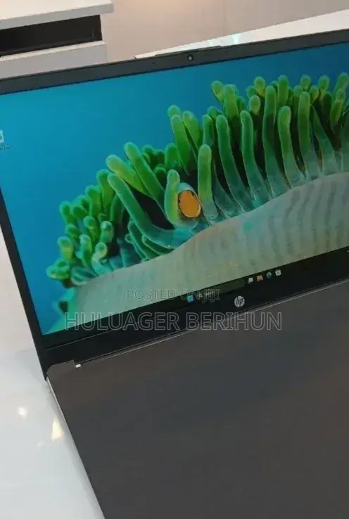 New Laptop HP 250 G10 16GB Intel Core i5 SSD 512GB