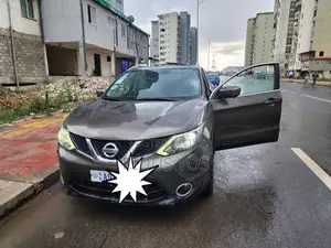 Nissan Qashqai 2017 Brown