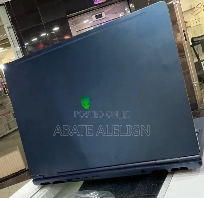 New Laptop Alienware X16 16GB Intel Core Ultra 9 SSD 1T