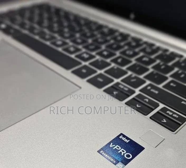 New Laptop HP EliteBook 840 G10 16GB Intel Core i5 SSD 512GB