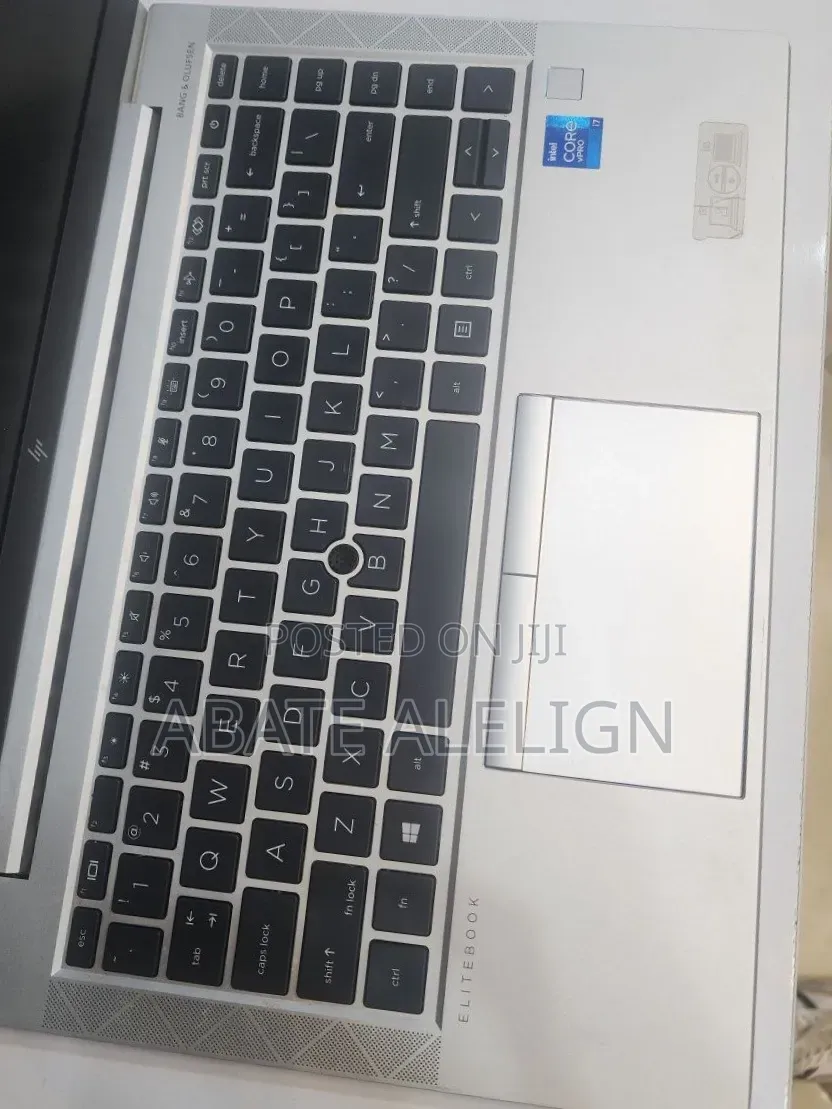 New Laptop HP EliteBook 840 G8 16GB Intel Core i7 SSD 512GB