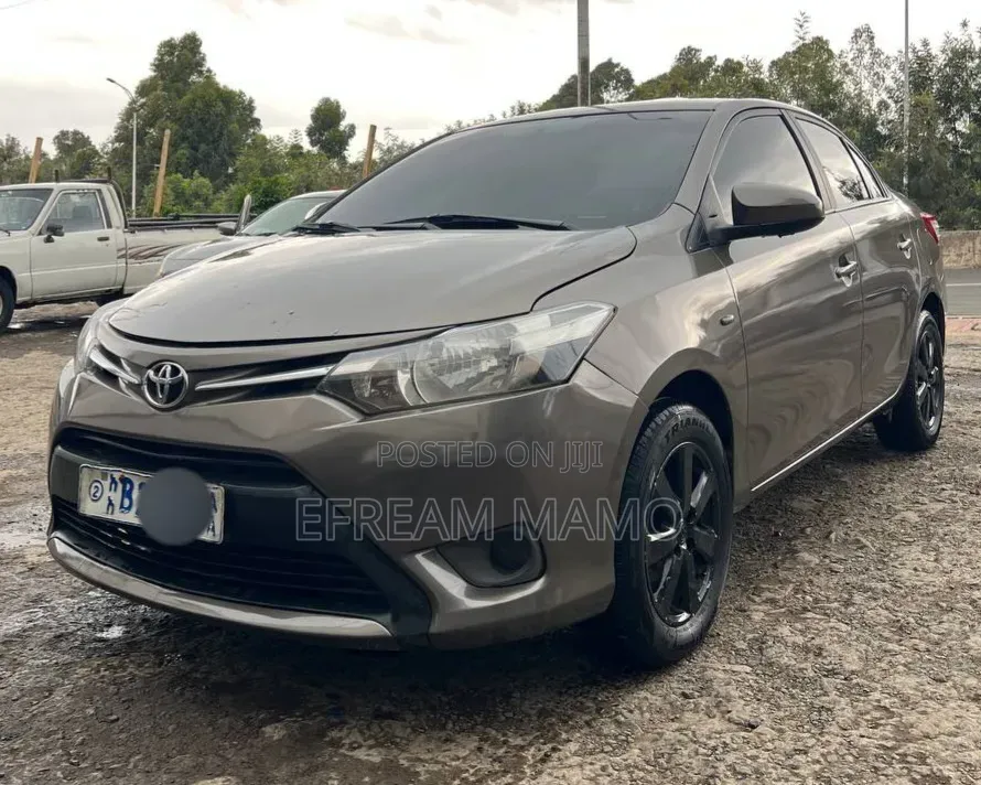 Toyota Yaris 2014