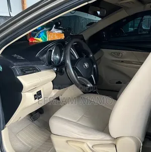 Toyota Yaris 2014
