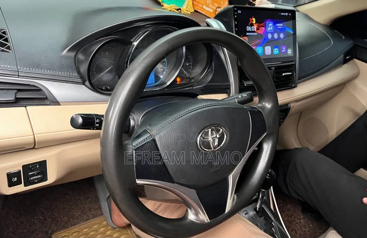 Toyota Yaris 2014