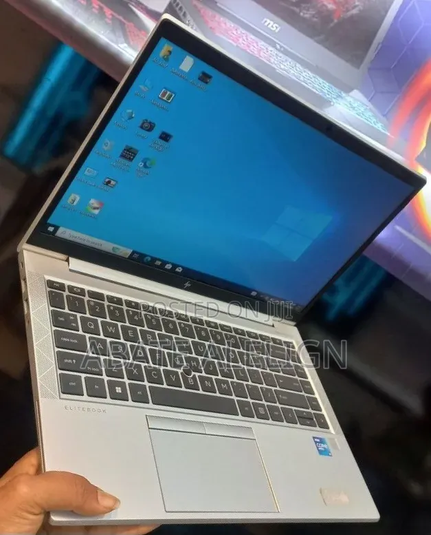 New Laptop HP EliteBook 840 G8 16GB Intel Core i5 SSD 512GB