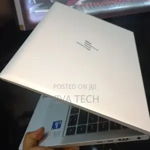 New Laptop HP EliteBook 840 G8 16GB Intel Core i5 SSD 512GB