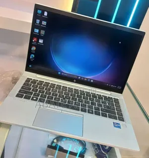 New Laptop HP EliteBook 840 G8 16GB Intel Core i5 SSD 512GB