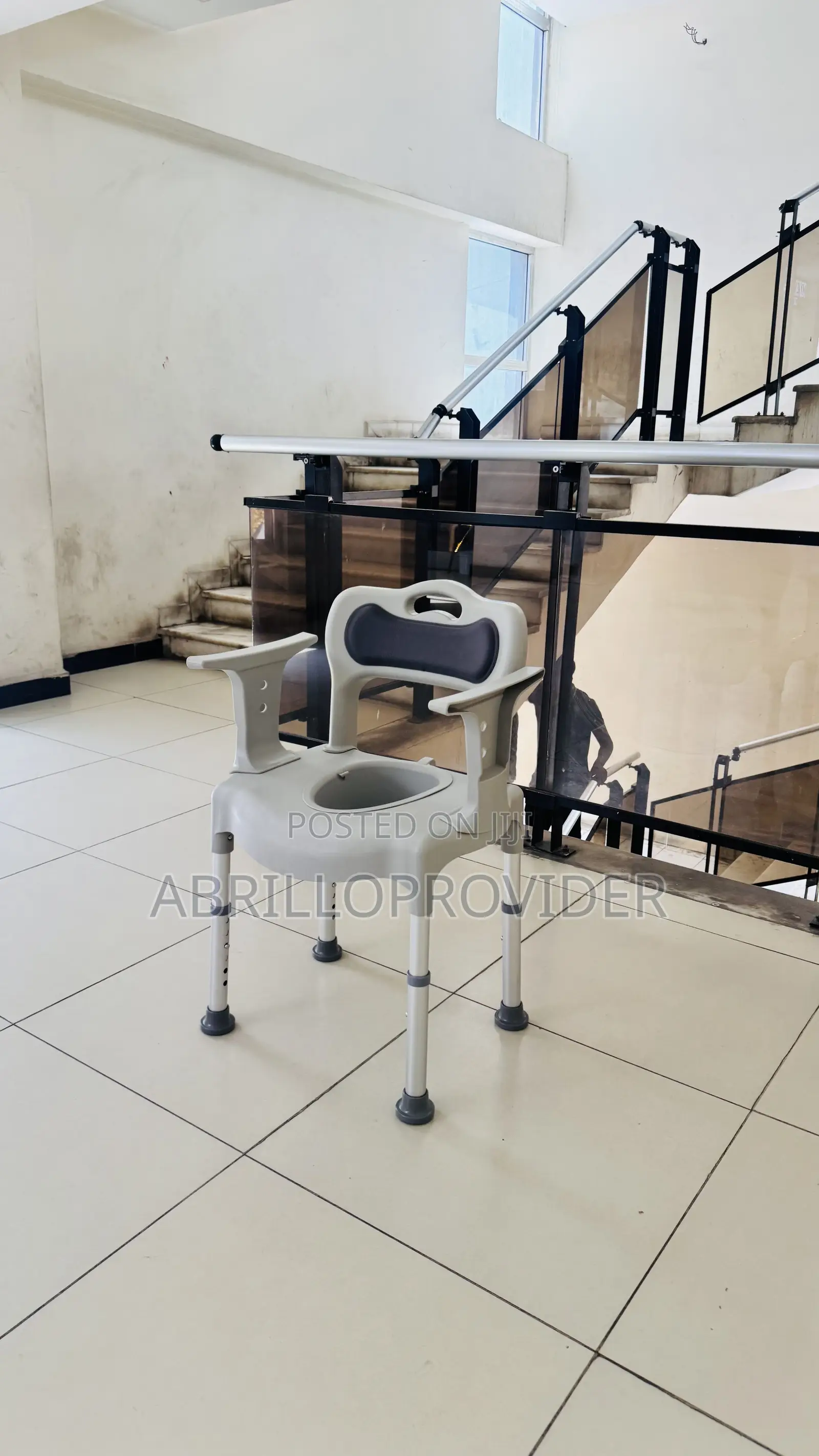 Medical Toilet Portable说过的commode Home Use