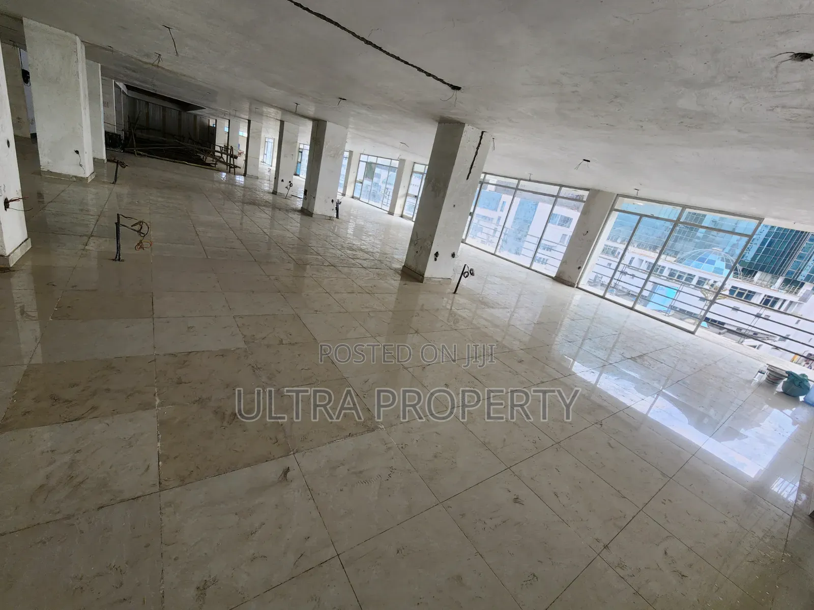 Full Floor