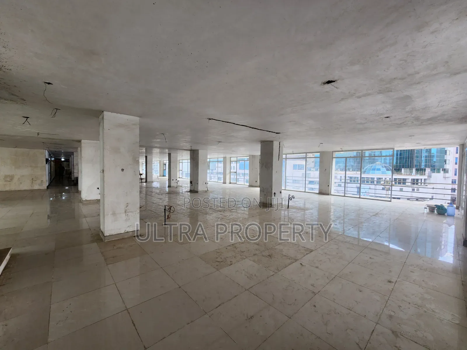 Full Floor