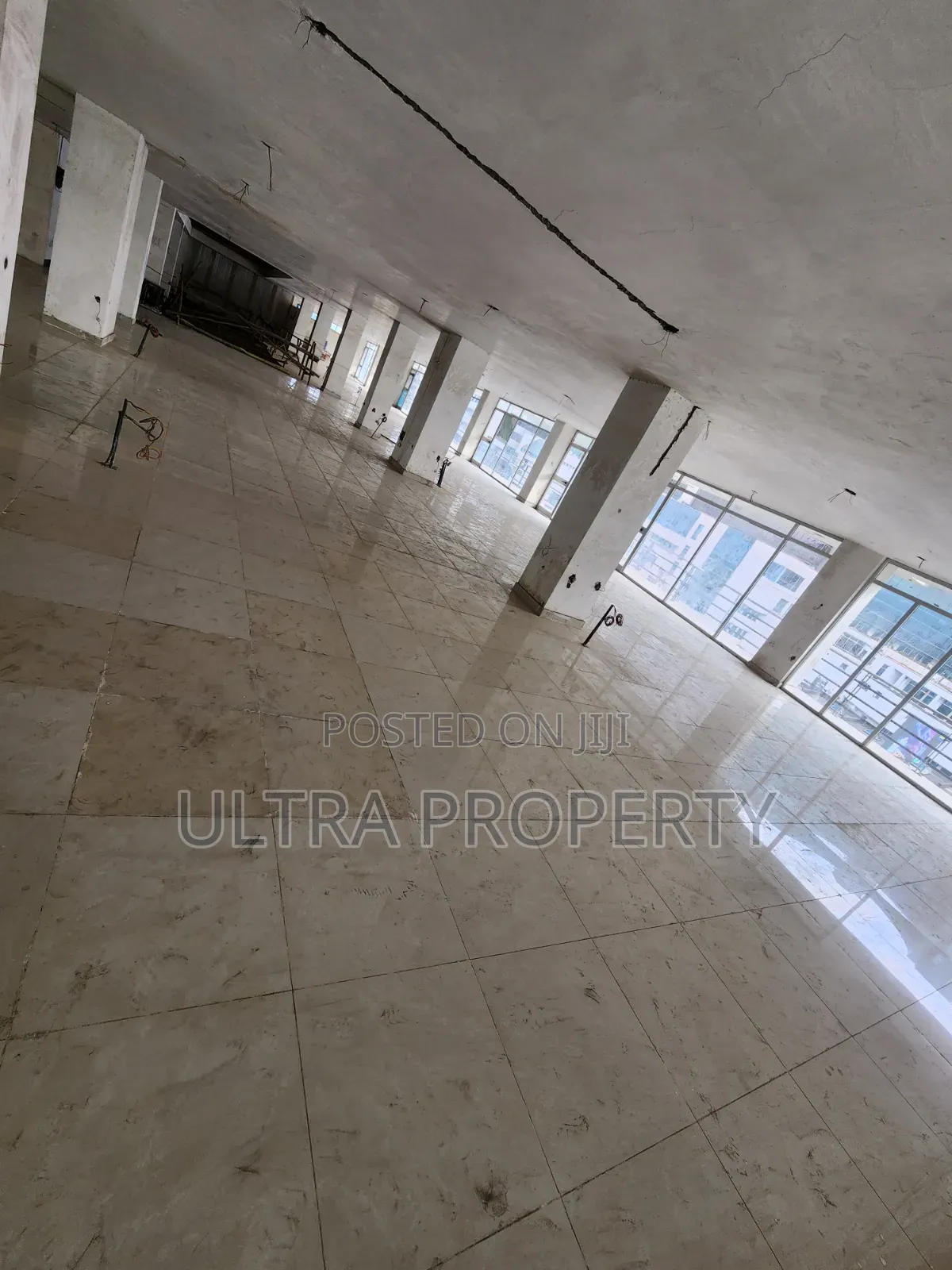 Full Floor