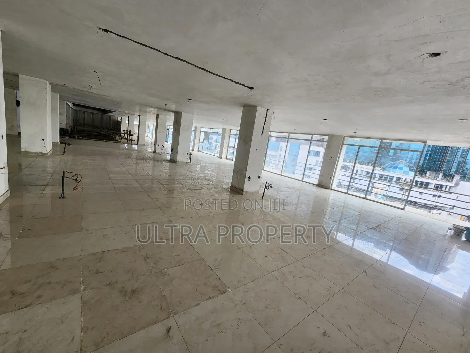 Full Floor