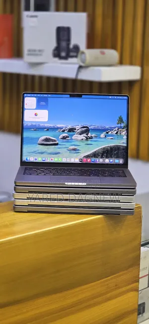 New Laptop Apple MacBook Pro M1 16GB Apple M1 Pro SSD 512GB