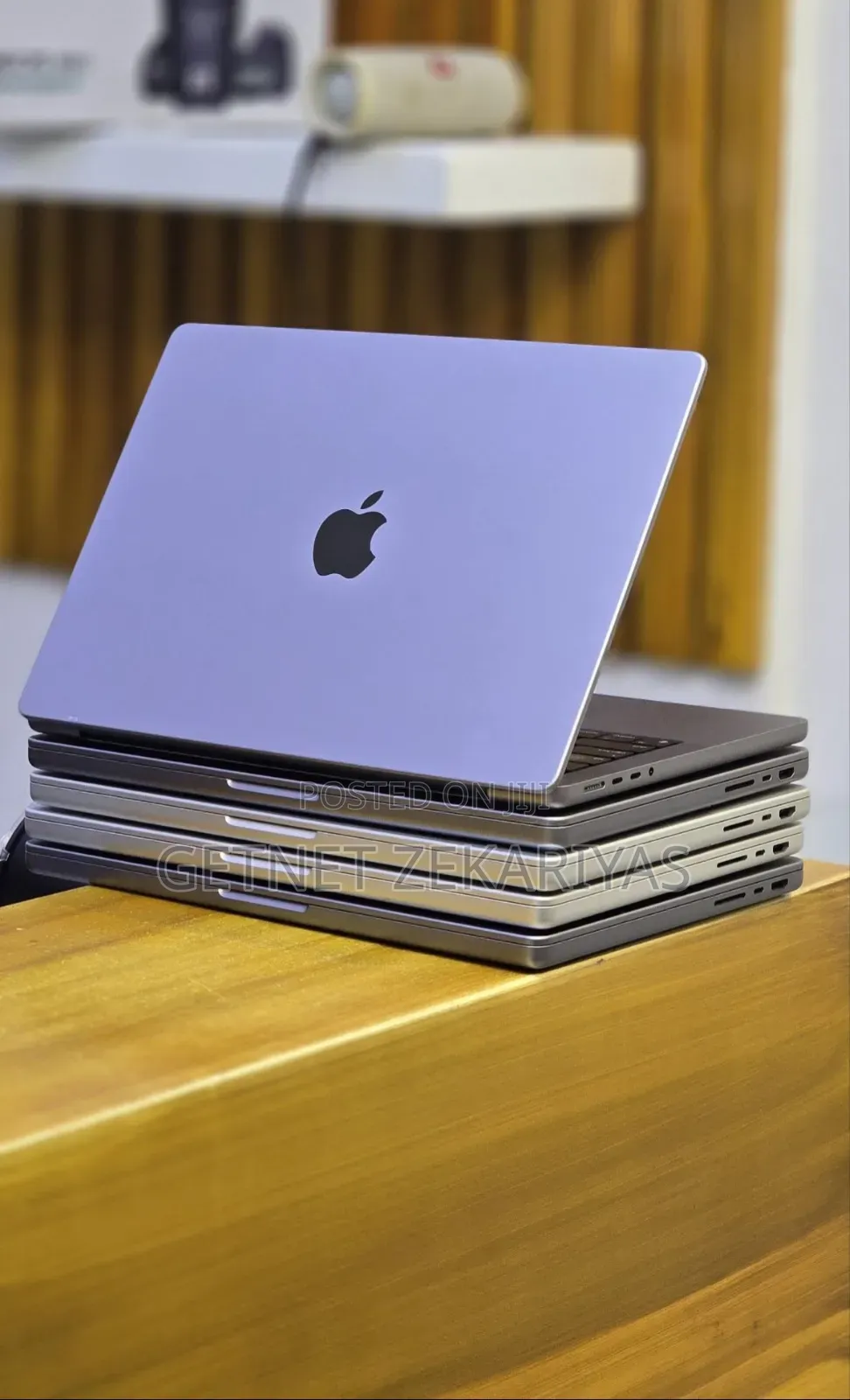 New Laptop Apple MacBook Pro M1 16GB Apple M1 Pro SSD 512GB