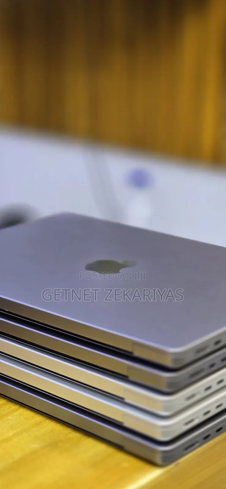 New Laptop Apple MacBook Pro M1 16GB Apple M1 Pro SSD 512GB